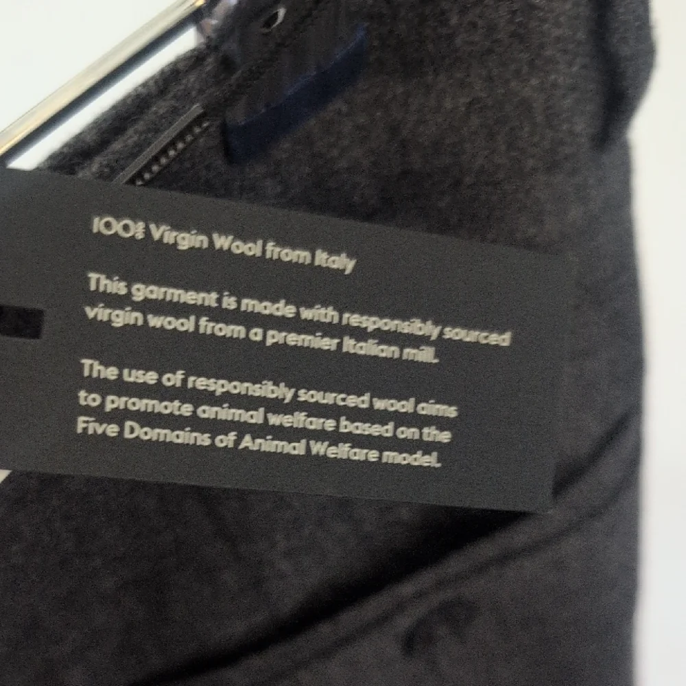 Aritzia NWT Wool Charcoal Suit Set - Picture 4 of 11